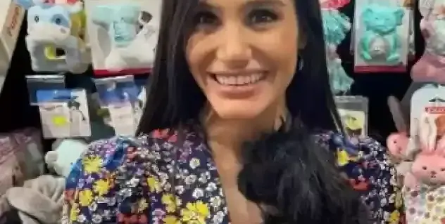 Алек Гърдева си купи пудел, кръсти го Съншайн