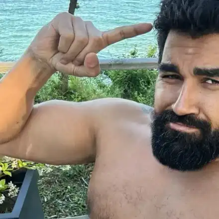 Азис сразил „Гласът на България“, поискал 1 милион, за да е жури в предаването