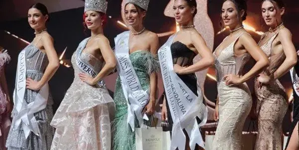 Българка на “Мис Вселена” сама си шие костюма