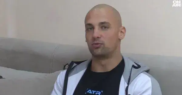 Докато си купува термо чаша: Източиха сметката на влогър