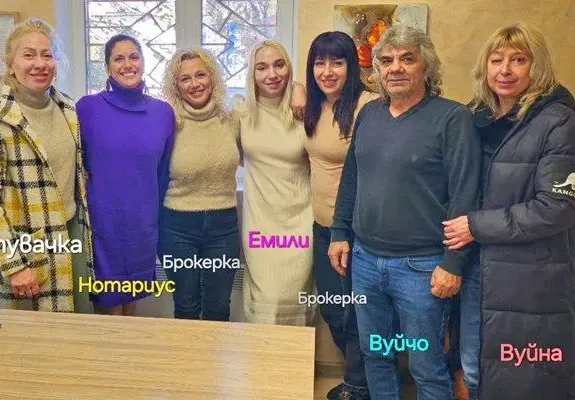 Емили Тротинетката намери пари! Превръщат я в жена в белградска клиника