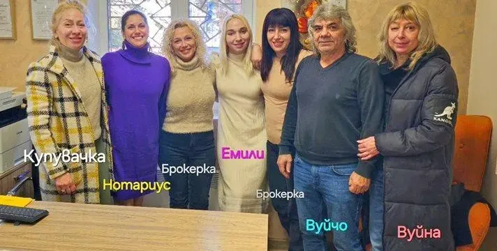 Емили Тротинетката намери пари! Превръщат я в жена в белградска клиника