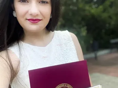 Ето ги най-красивите депутатки в 51-вото Народно събрание (СНИМКИ)