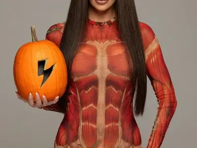 Галена облече рокля  за 990 лева за Хелуин