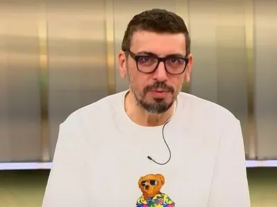 Геpo се топи c байпас в корема