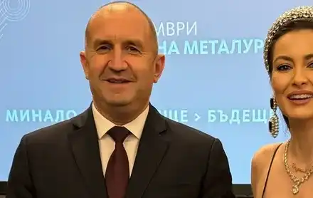 Гери Дончева завря огромните си бомби в носа на президента (СКАНДАЛНА СНИМКА)