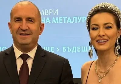 Гери Дончева завря огромните си бомби в носа на президента (СКАНДАЛНА СНИМКА)
