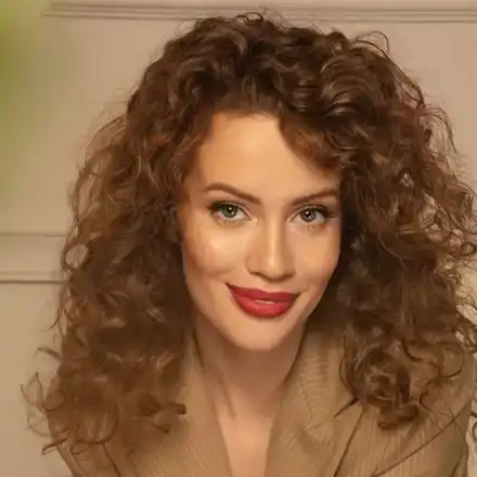 Гери Малкоданска се кефи на голи мъже