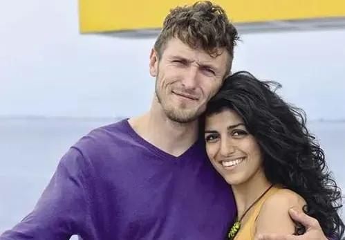 Жената на Димо Алексиев в шок след ареста!  Анжела носи провизии на актьора в кауша