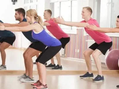 Какво ще се случи с тялото ви, ако клякате по 100 пъти на ден