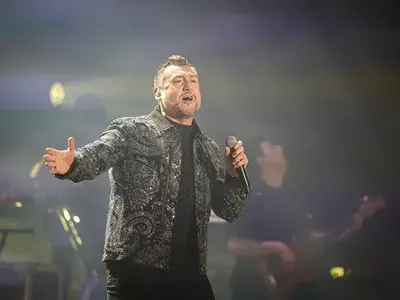 ЛОШО! Графа се преби на ледена пързалка СНИМКИ