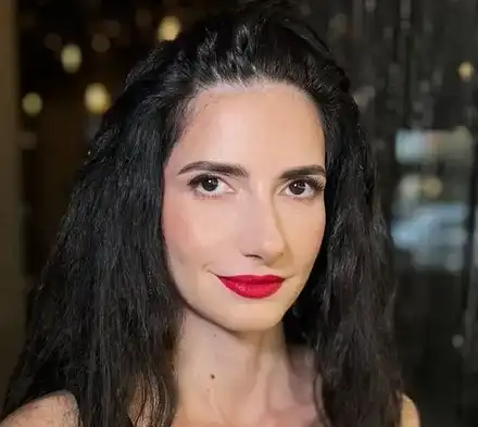 Милена от „Ергенът“ хвана патлака (Снимки)