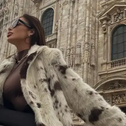 Моника Валериева украси Миланската катедрала СНИМКИ