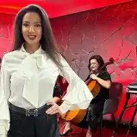 Наталия Гуркова се гушка с известен актьор ФОТО