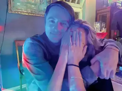 Новият на Радина  не обелва и дума за нея