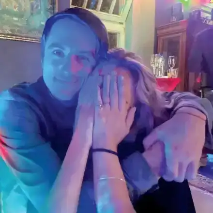 Новият на Радина  не обелва и дума за нея