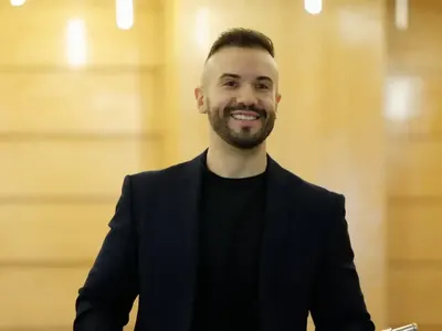 Откраднаха дипломата на Крум