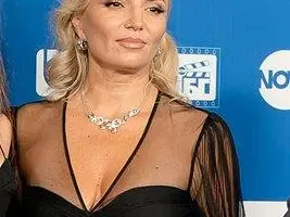 Певицата Богдана Карадочева: Протестите няма нищо да решат