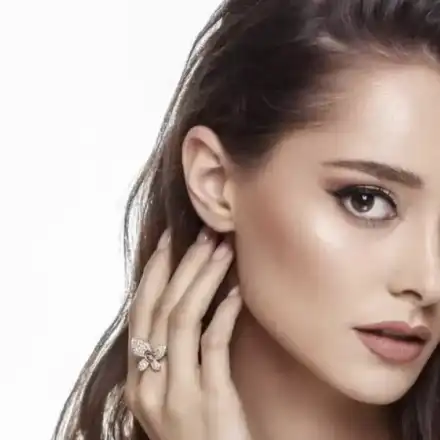 Победителка от "Ергенът" тръгна на психолог