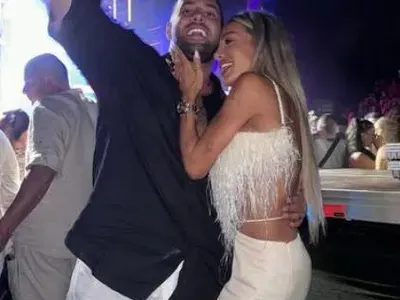 Русата Златка накара Карен да побеснее от ревност! Вижте с кого се награби