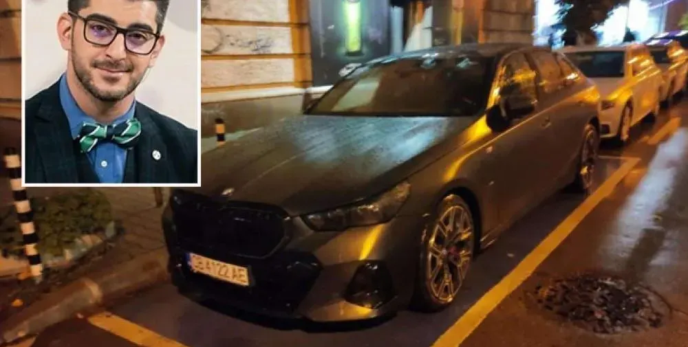 Сашо Кадиев  паркира най-нагло  на място за инвалид