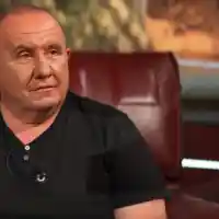 Шкумбата на косъм от смъртта