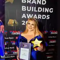 Стояна Нацева, собственик и управител на „Академия щастлив живот" ЕООД, получи приза Brand Building Awards 2024