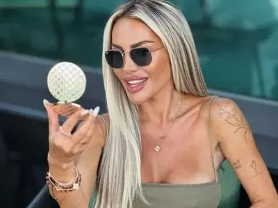 Топ 5 на модните ГАФОВЕ: Ивка Бейбе се облича в Тему, Русата Златка – в ментета (+ОЩЕ)