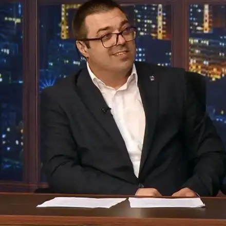 Васко Мавриков си търси вдовица