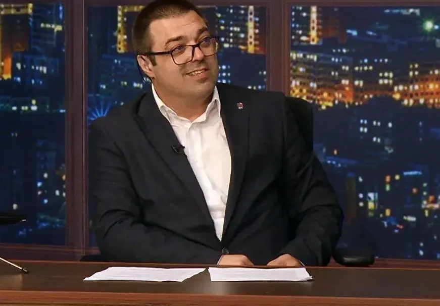 Васко Мавриков си търси вдовица