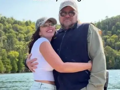 18-г. момиче съблазни най-добрия приятел на баща си, а после...