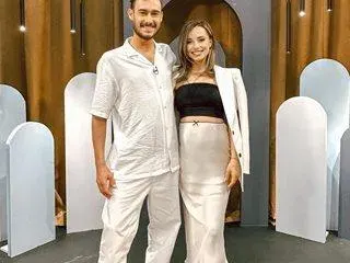 Дара направи демоверсия на венчавката си догодина (Снимки)