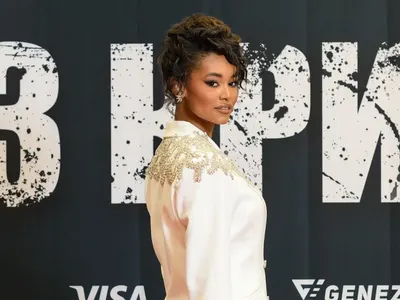 Екзотична синоптичка от Нова ТВ е голямата любов на Михаил Христов