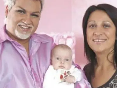 ЕТО Я: Дъщерята на Азис излезе от нелегалност! На кого прилича? (СНИМКИ)