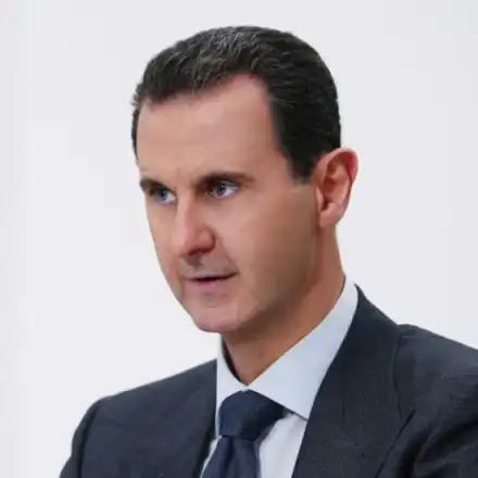 Голите снимки на Башар Асад разсмяха света (ГАЛЕРИЯ)