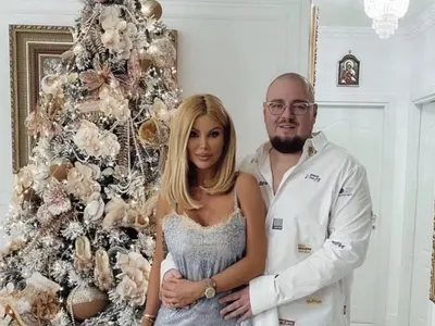Гущерова глези мъжа си с кюфтаци
