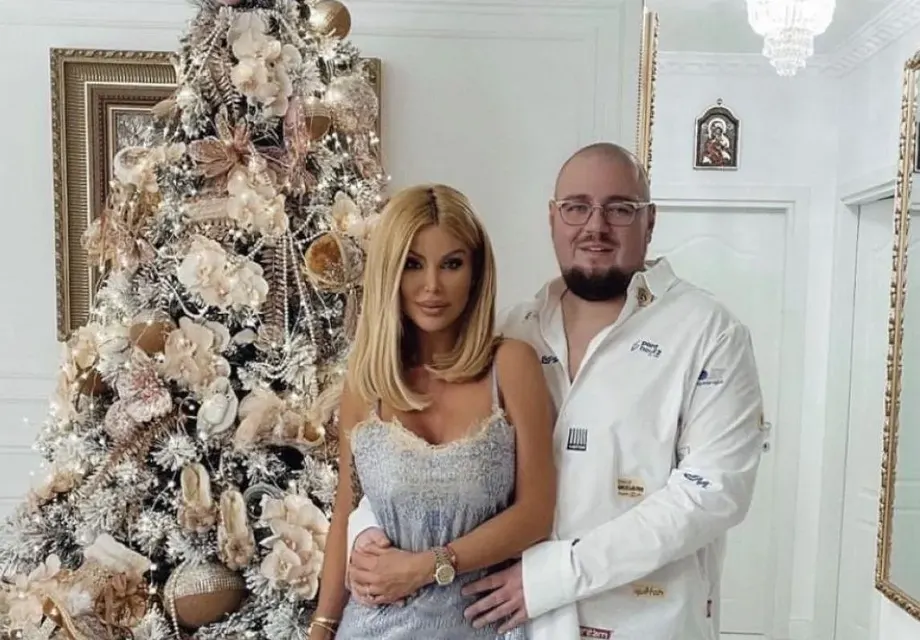 Гущерова глези мъжа си с кюфтаци