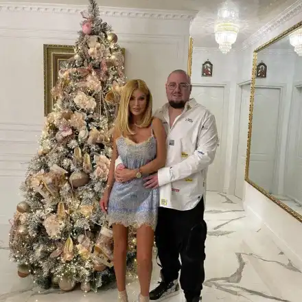 Гущерова се обясни в любов на мъжа си