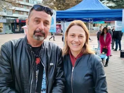 Ива Митева се разведе заради Филип Станев! Грабнал я със скъсаните си дънки и момчешки чар