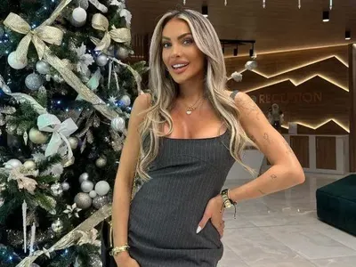 Карен плаче на колене пред Златка! Двамата заедно само за Коледа (СНИМКИ)