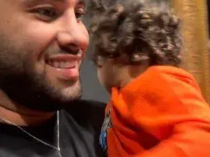 Карен плаче на колене пред Златка! Двамата заедно само за Коледа (СНИМКИ)