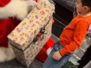 Карен плаче на колене пред Златка! Двамата заедно само за Коледа (СНИМКИ)