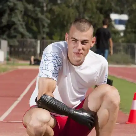 Кой да знае! И самият Михаил Христов с роля в „Без крила“