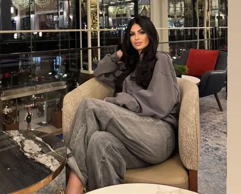 Лукс на Босфора! Венцислава Тафкова празнува рожден ден като Хюррем (СНИМКИ)