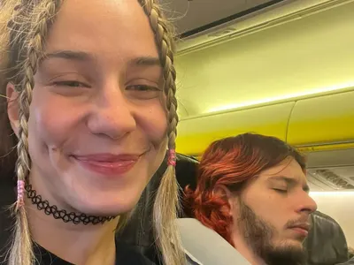 Мила Робърт май заби ново гадже