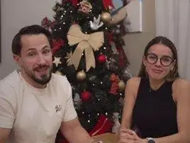 Наум Шопов води семейството на коледно шоу СНИМКИ