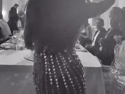 Николета Лозанова отпразнува 37-ия си рожден ден с гола рокля (СНИМКИ)