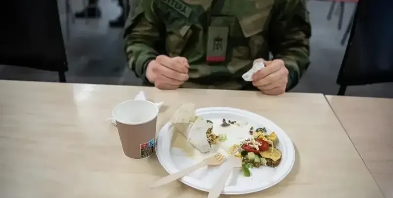 Норвежките наборници на границата с Русия се оплакаха от липса на топъл обяд