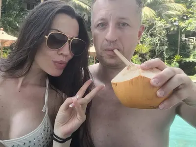 Опозори фамилията! Щерката на Раева се върна при годеника гей