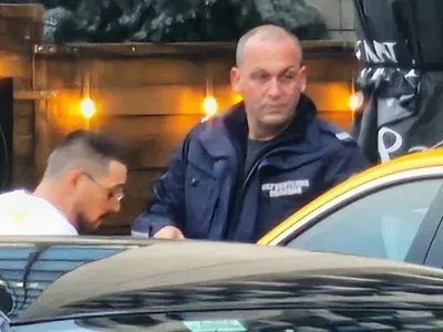 Полиция подпука Марио от "Биг брадър" (Снимки)